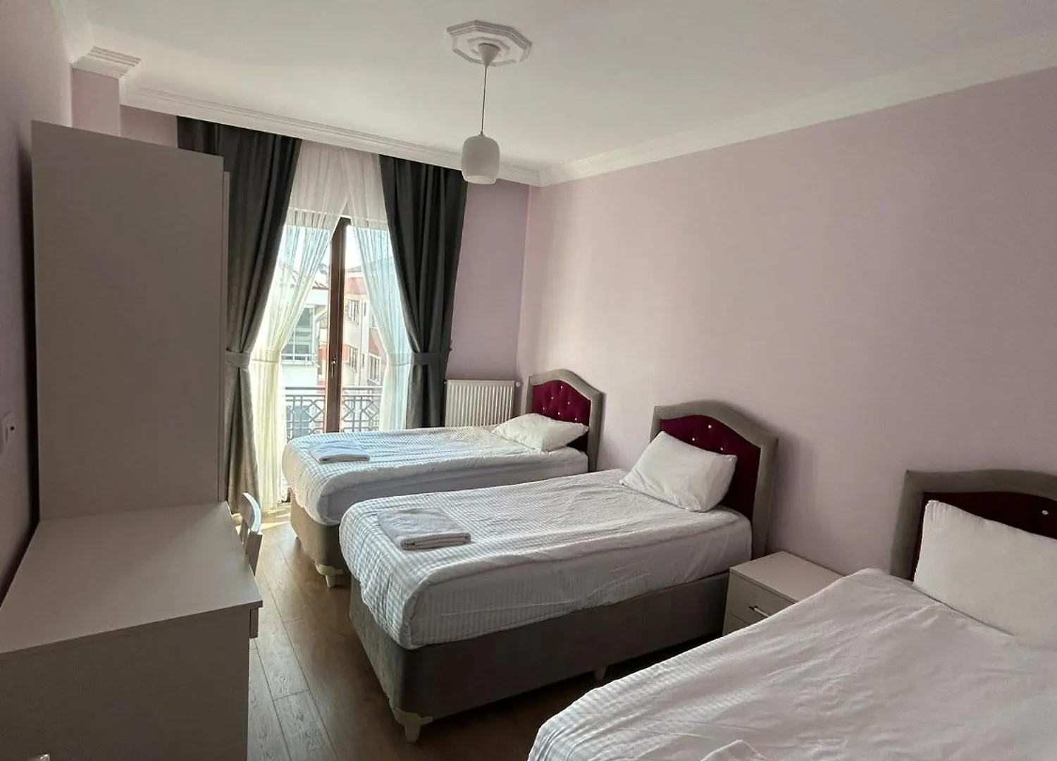 아파트호텔 Sanat Suit Hotel 트라존